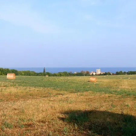 With A Parking Space Mareda, Novigrad - 7100 Apartmán Novigrad Istria